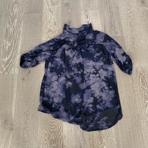 Torrid button down chiffon tunic - Picture 7 of 7